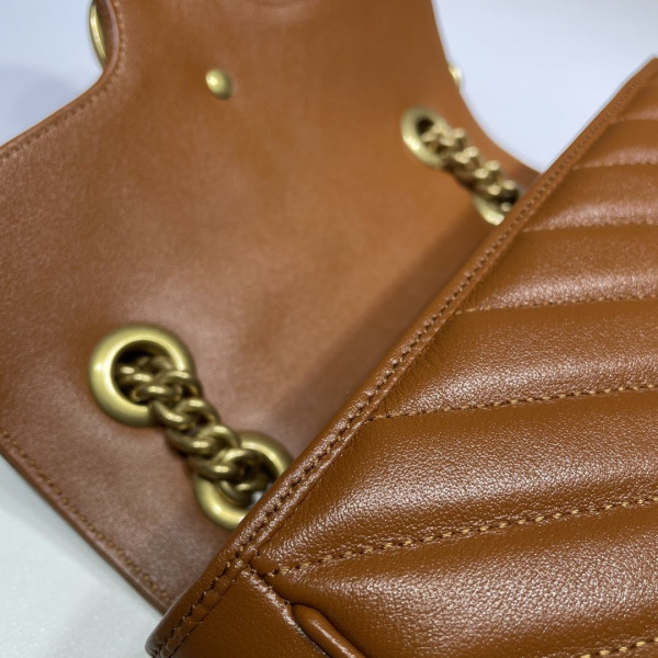 G*u*i gg marmont 22cm