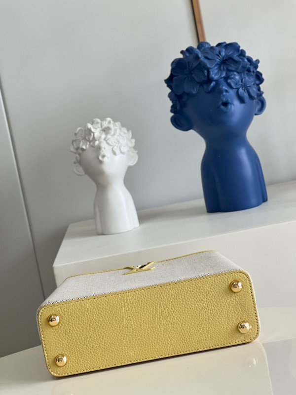 l0*is V*t0n capucines bb