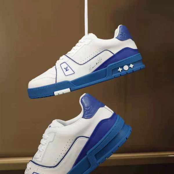 l0*is V*t0n trainer sneaker