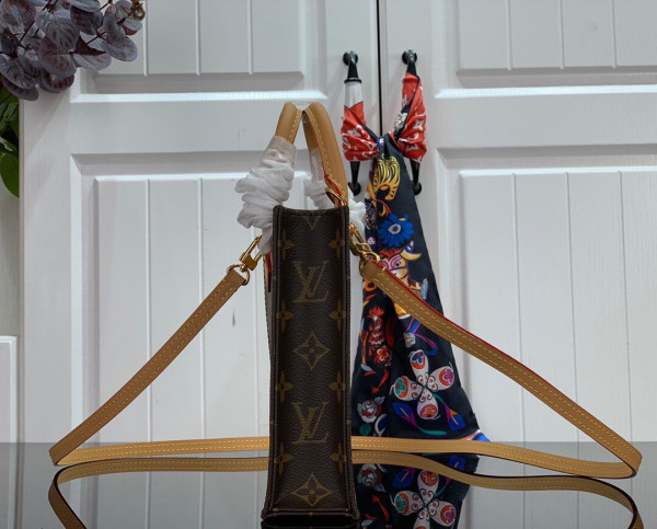 l0*is V*t0n petit sac plat