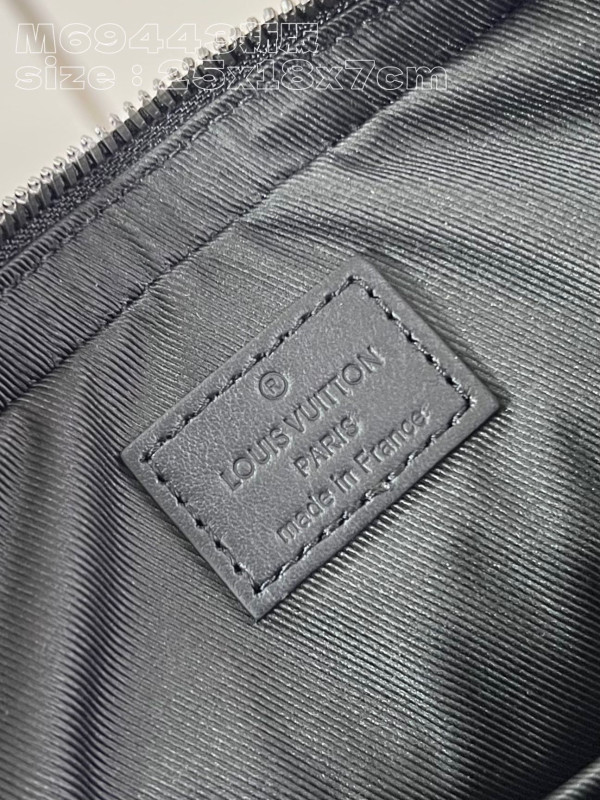 l0*is V*t0n trio messenger