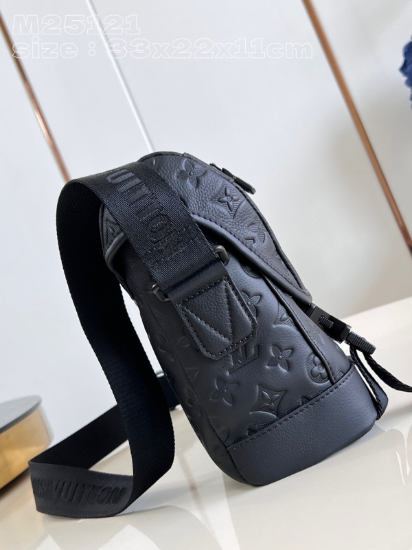 l0*is V*t0n messenger voyager pm-33*22.5*11cm