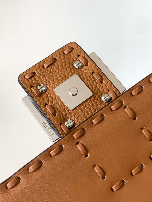 F**di baguette-20*5*13cm