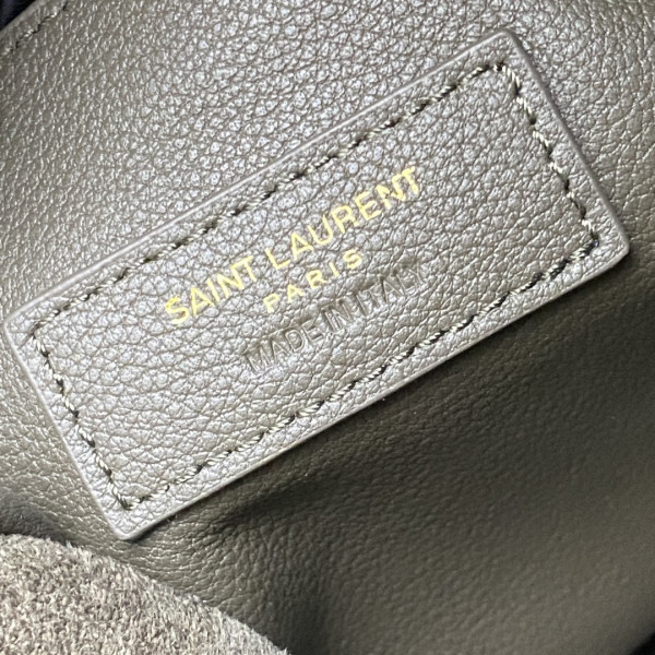 Y*L le 5 À 7 large soft hobo bag - 30x31x13cm