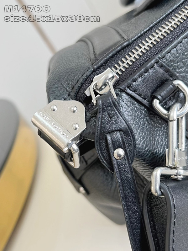 l0*is V*t0n biker mm-15*15*38cm