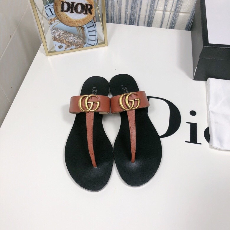 G*u*i leather thong sandal with double g