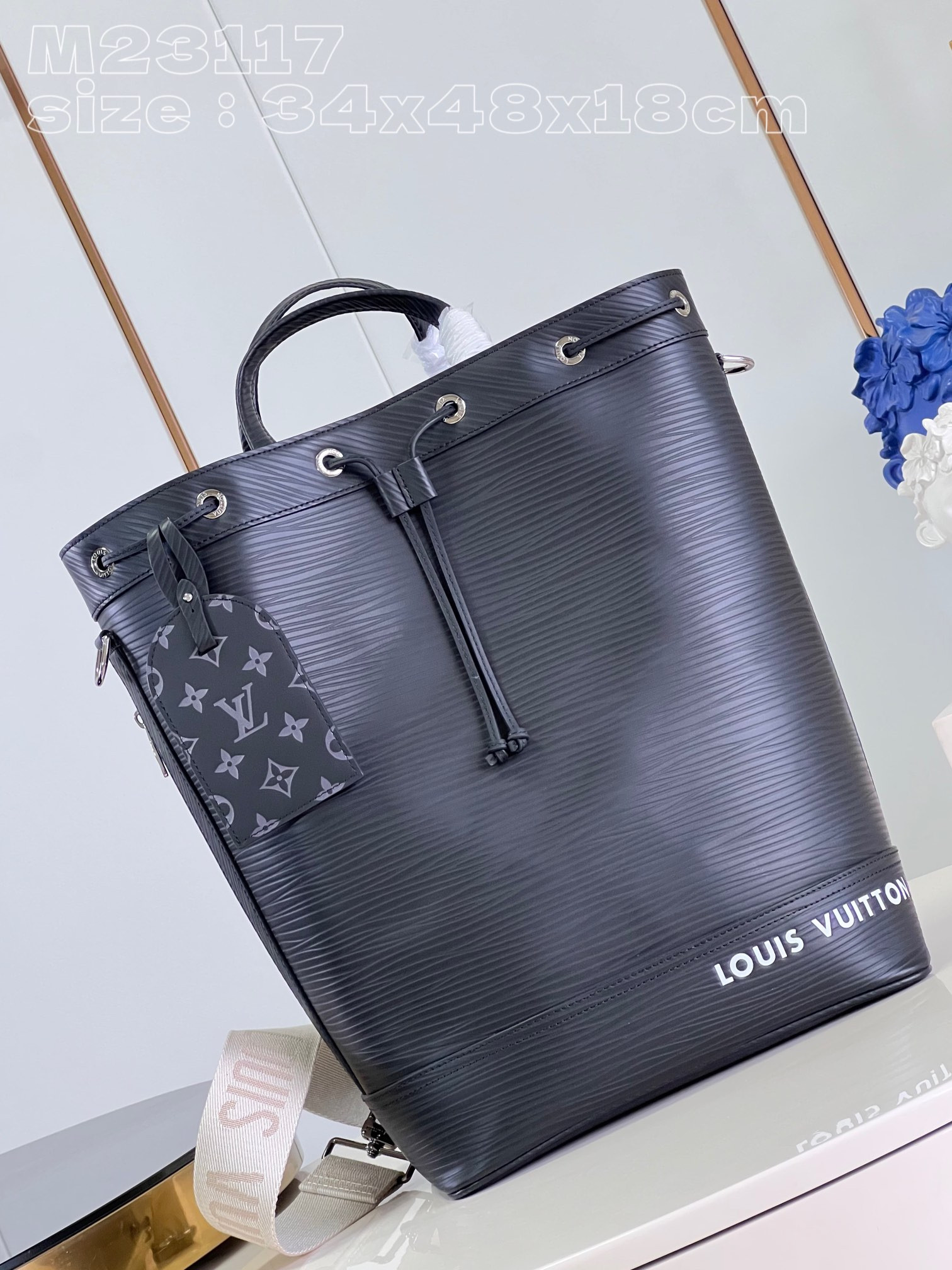 l0*is V*t0n maxi noé sling