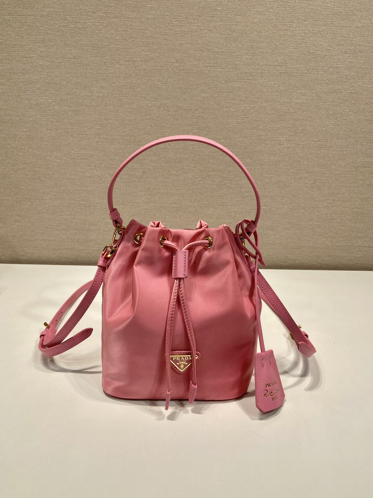 Pra*a bucket bag-15.5*19.5*10cm